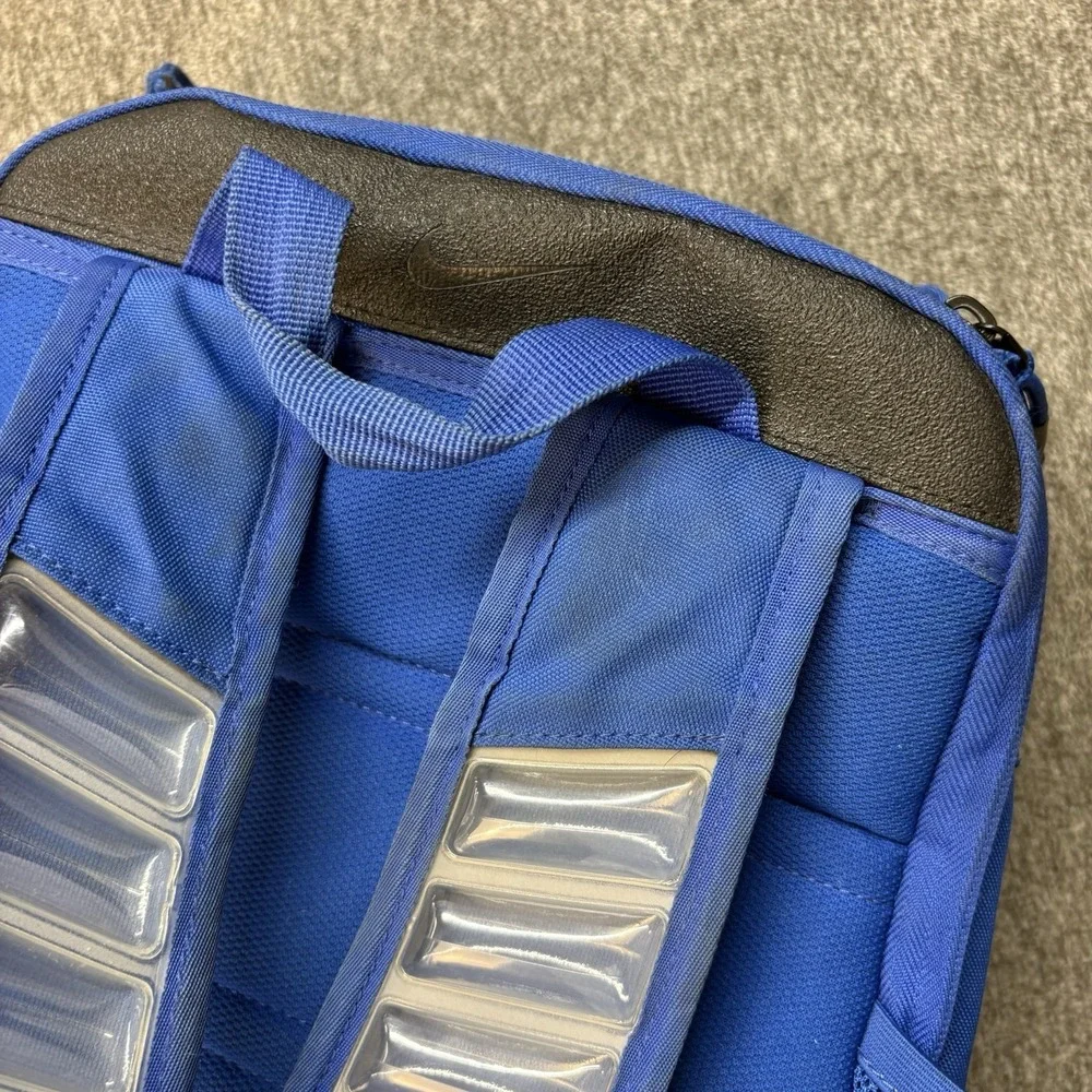 Nike excellent preowned
